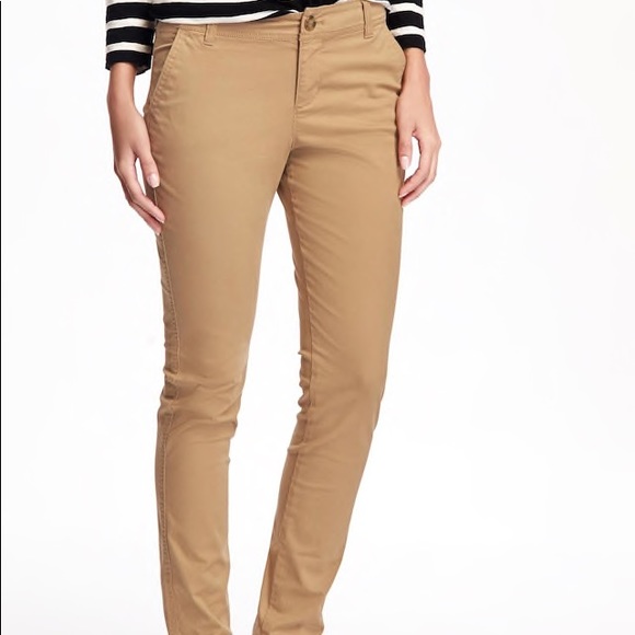 Old Navy size 10 skinny khakis - Picture 3 of 3